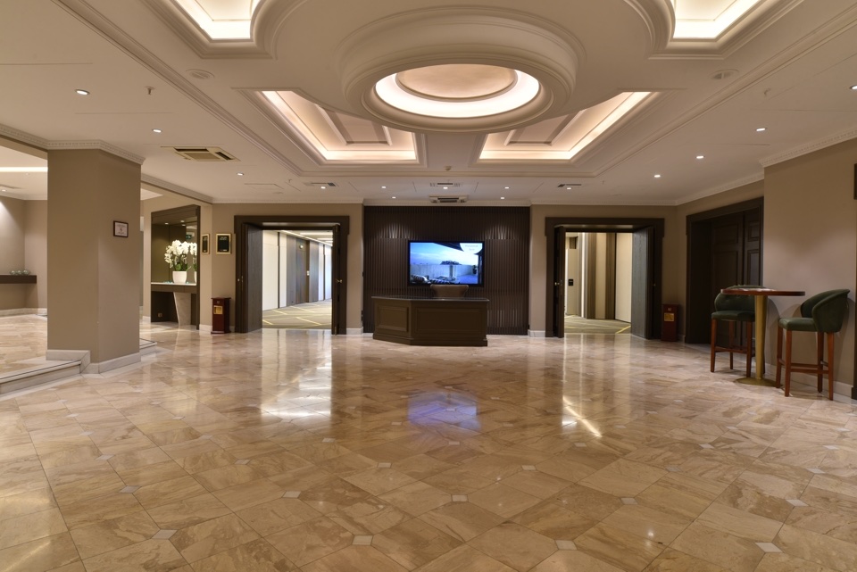 Pre-convention area at NJV Athens Plaza